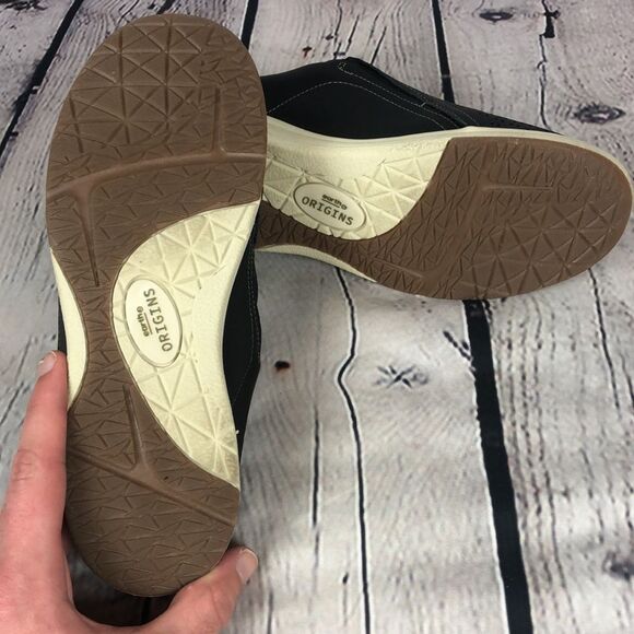 Earth Origins Emilia Black Sneaker Mules Women’s Sz 7 - Picture 8 of 10